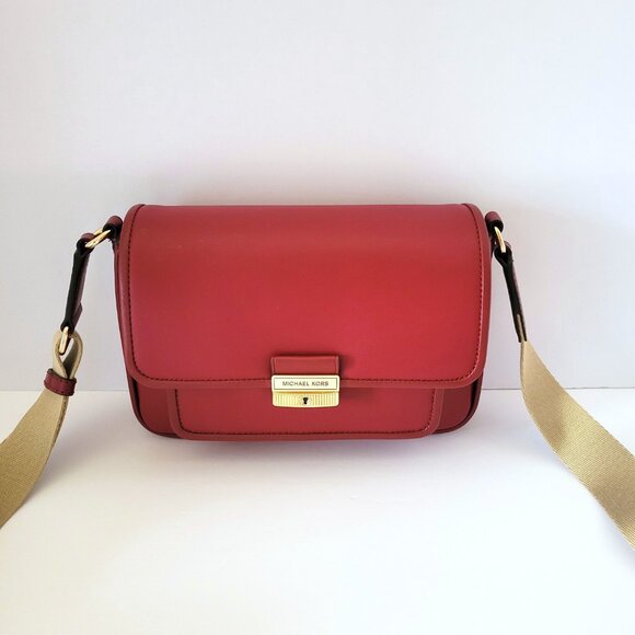 Michael Kors Bradshaw Medium Pocket Messenger Crossbody Handbag Cherry Leather - Picture 2 of 8